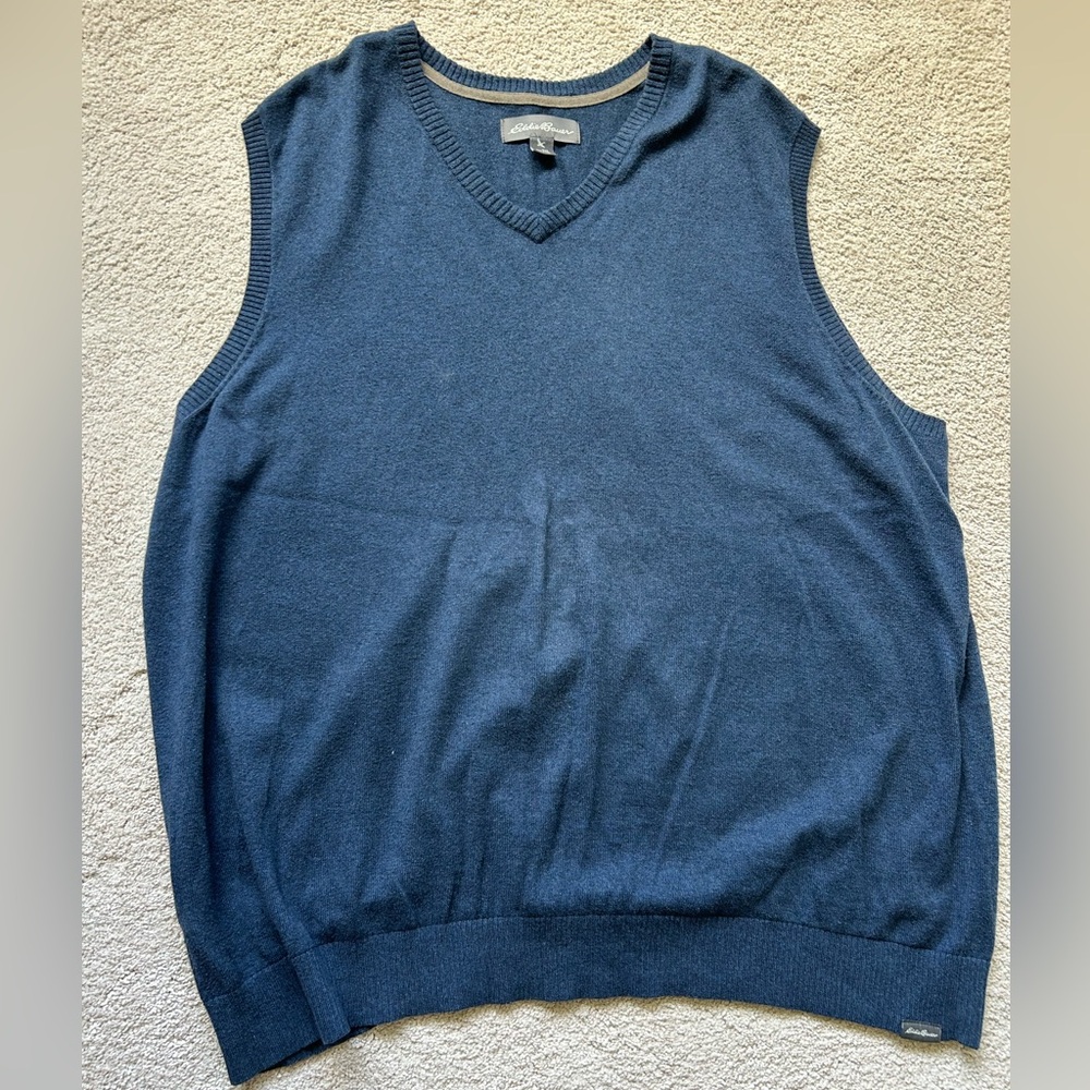 Men’s Eddie Bauer sweater vest